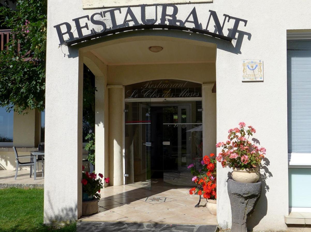 Hostellerie Saint Clement Vic-sur-Cère エクステリア 写真